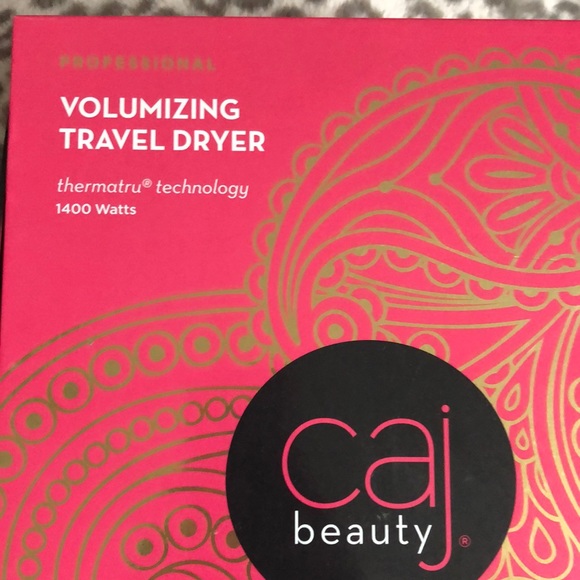 TRAVEL HAIR DRYER - Picture 3 of 6